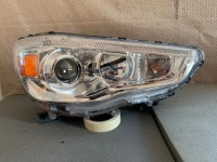 фото thumb №1, Mitsubishi asx 10- права лампа передня