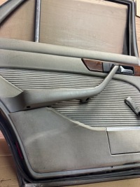 Mercedes benz w126 обшивка оббивка двері ліва задній Оригінал, фото thumb