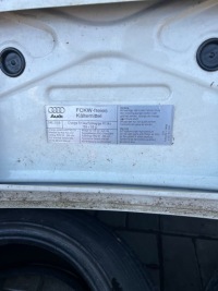 фото thumb №7, Капот крышка двигателя a8 d2 przed lift белый