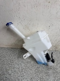 фото thumb №1, Бачок бак рідина омивача yaris cross kross