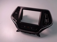 фото thumb №1, Панель рамка решётки jeep cherokee kl lift 2019-