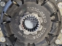 Avensis auris 1.6 d4d n47c16a 112km 13r сцепление диск прижим 31250-05210 Цена, фото thumb