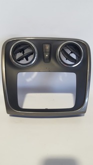 фото thumb №1, Панель керування рамка dacia logan ii 682605983r