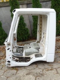 фото thumb №1, Iveco eurocargo ii 02-08 обшивка левая порог bok четверть