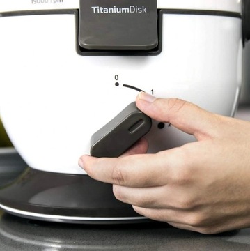 Соковыжималка Cecotec StrongTitanium, отверстие XL, 650 Вт, 2 скорости, без BPA