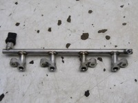 фото thumb №1, Молдинг впрыскная 1.5 b mazda 2 dj p50113150