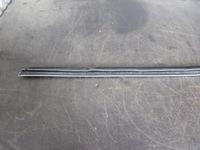 фото thumb №7, Молдинг уплотнитель правый перед peugeot 5008 i 09-13r.