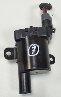 фото thumb №1, Котушка запалювання chevrolet tahoe ii 5.3 v8 19005218