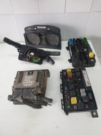 фото thumb №1, Бортовой компьютер набор opel оригинальный номер 0281011943