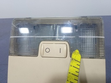 фото thumb №7, Audi a6 c5 лампа потолок перед передняя beż 4b0947105