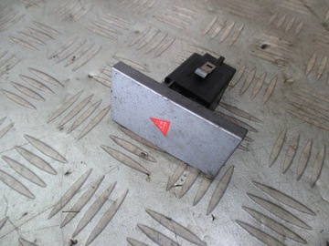 фото thumb №1, Выключатель света аварийных opel vectra c 13138255