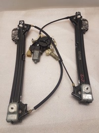 фото thumb №1, Подъемник стекло правый перед maserati ghibli 6700098150