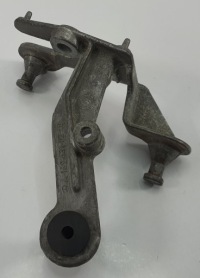 фото thumb №1, Кронштейн кронштейн насоса abs mercedes w245 w169