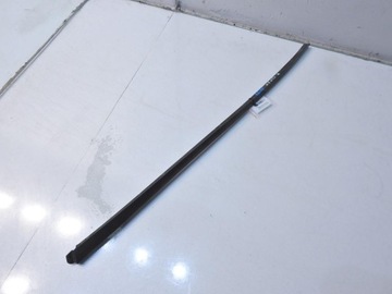 фото thumb №6, Планка скла лобовий права audi a4 b7