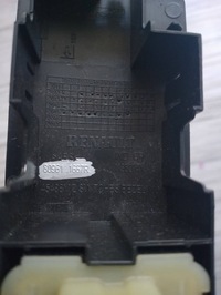 фото thumb №5, Переключатель стекло 809611667r renault clio iv