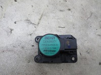 фото thumb №1, Моторчик отопителя insignia b