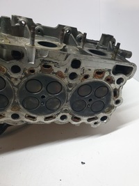 фото thumb №8, Головка двигуна peugeot 407 2.7 hdi 4r8q-6c064-ag