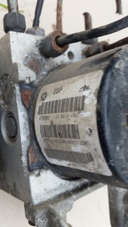 фото thumb №6, Chrysler 300c lancia thema насос abs