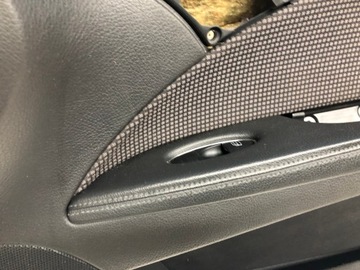 фото thumb №7, Mercedes w211 обивка боковина дверь правый перед