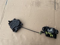 фото thumb №6, Замок крышки багажника задняя доводчик ua945052805 163672 bmw x1 u11 24r