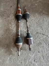 фото thumb №1, Приводной вал правая ford edge 2.0d автоматическая коробка передач оригинал