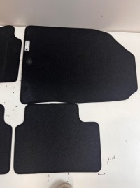 фото thumb №6, Коврики автомобильные велюровые комплект новое oem hyundai i30 iii g4141ade00