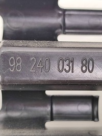 фото thumb №8, Peugeot 5008 ii 2019 проушина буксировочный / крепление