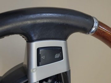 фото thumb №16, Кермо шкіра дерево кнопки jeep grand cherokee iii wk 1 рестайлінг оригінальний номер eu