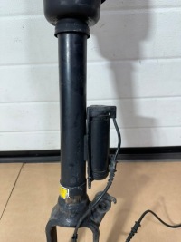 фото thumb №10, Амортизатор левый перед, левый передний, амортизатор mercedes ml w164 6.3 amg. gl x164