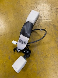 фото thumb №1, Защёлки замок поперечина сиденье задняя infiniti q50