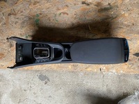 фото thumb №1, Hyundai ioniq 2019 r туннель средний подлокотник