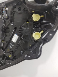 фото thumb №5, Jeep compass 17r- підйомник скло лівий задня