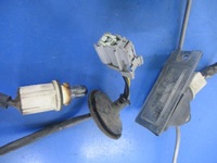 фото thumb №8, Volvo s80 i замок крышки задняя 9170974 микровыключатель