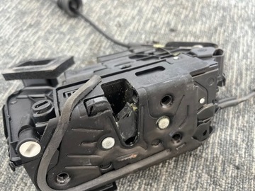 фото thumb №13, Vw golf vii 7 1.6tdi 2018r замок двері лівий зад оригінал європа