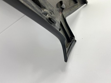 фото thumb №10, Обшивка защита стойка c левая mercedes w124 sedan чёрная 1246952744