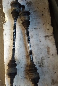 фото thumb №1, Bmw оригінальний номер 7597681 привідний вал