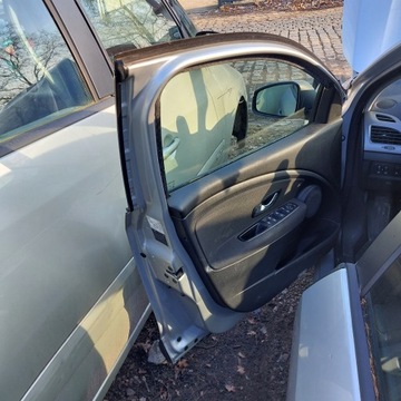 фото thumb №9, Renault fluence 5d sedan дверь левая передние код краски ted69