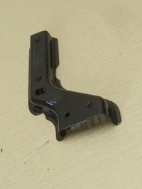 фото thumb №11, Opel crossland x кронштейн жалюзи левая 13486234