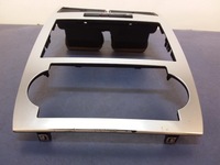 фото thumb №4, Dodge charger 05-10 рамка радио панель консоли