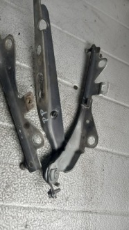 фото thumb №3, Петля капот volvo s60 02r sedan