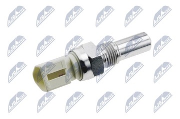 WŁĄCZNIK ŚWIATEŁ COFANIA FORD FOCUS II 1.4 1.6 Ti