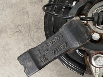 фото thumb №6, Поворотный кулак ступица суппорт перед передняя правый правая nissan e-nv200 evalia