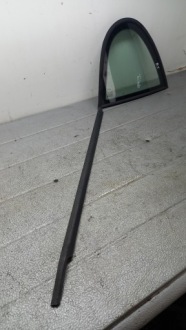 фото thumb №1, Стекло правая задняя малый seat toledo 02r sedan