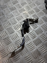 фото thumb №1, Клемма минусовая toyota yaris cross 21- 1.5 гибрид