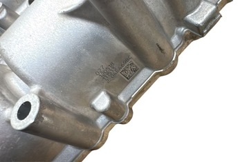 фото thumb №8, Крышка головки з распредвалы audi a4 a5 1.4 tfsi 04e103469bc 04e103479ae