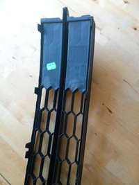 фото thumb №8, Решётка средняя бампера перед skoda rapid