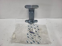 фото thumb №1, Петля дверь задняя нижний ford tourneo connect ii dt11-42982-ad