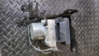 фото thumb №1, Насос гальмівна abs vw passat b8 9830315580