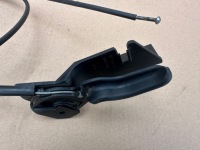 Opel corsa d тяга трос капот ручка 13186909 13186912 с Разборки, фото thumb