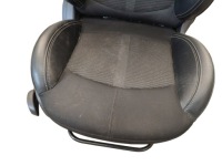 фото thumb №5, Сиденье правый перед полукожа mini countryman r60 uk